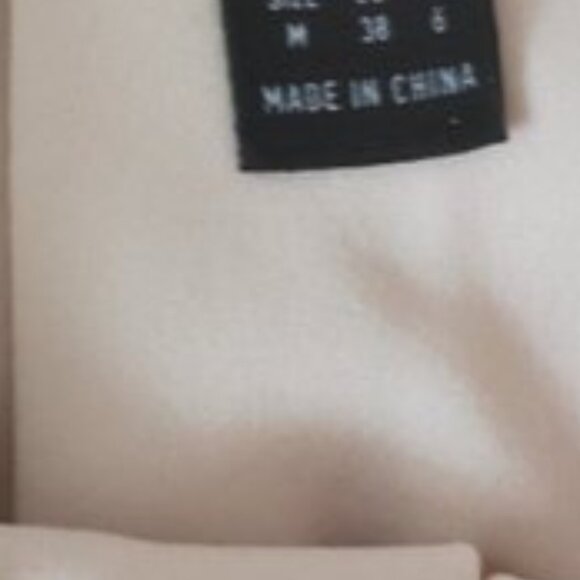 Highwaisted Pleated Skirt - Picture 7 of 14